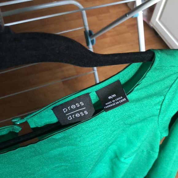 Vibrant Simple Straight Cut Dress - Picture 2 of 5